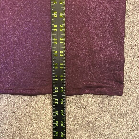 Express Women's Supersoft Relaxed Shine V-Neck Long Sleeve Tee Wine Size XS NWT - Picture 10 of 13